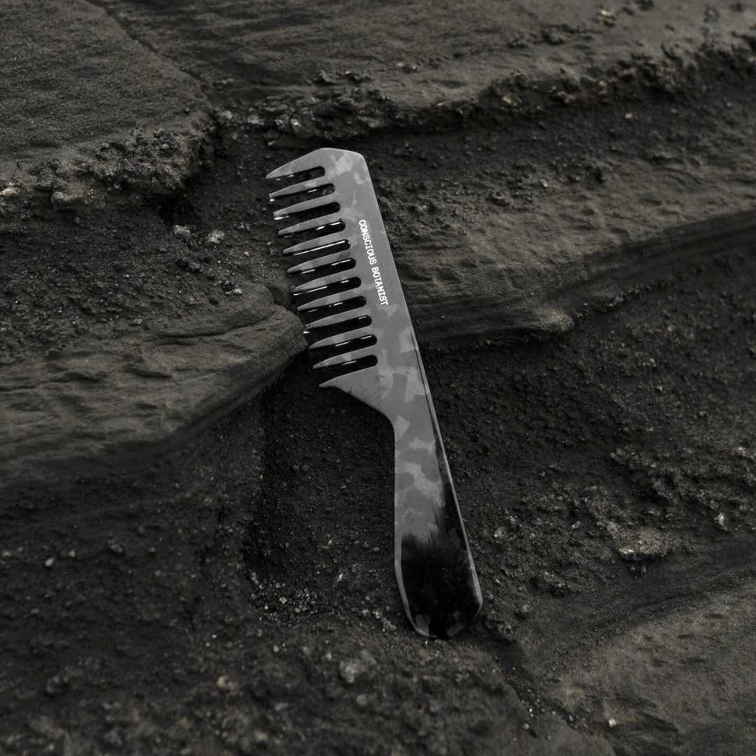 Detangling Comb in Vegetable Acetate